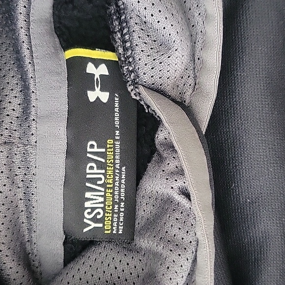 Under Armour hoodie - Picture 3 of 5